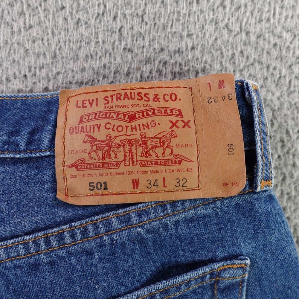 Levi's 501 Shorts Men 32 Blue Vintage Made in USA Cut Off Denim 501-0115 90s